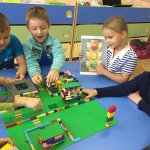 Lego-конструирование «Внимание! Перекресток!»