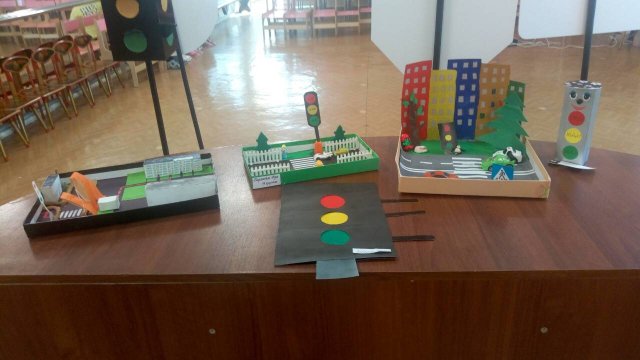 Наши поделки по ПДД 1