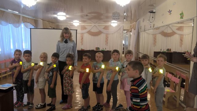 Выполняем задание инспектора ОГИБДД